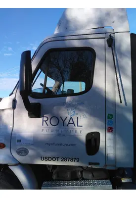 FREIGHTLINER CASCADIA 113-125 DOOR ASSEMBLY, FRONT