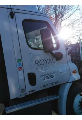 FREIGHTLINER CASCADIA 113-125 DOOR ASSEMBLY, FRONT