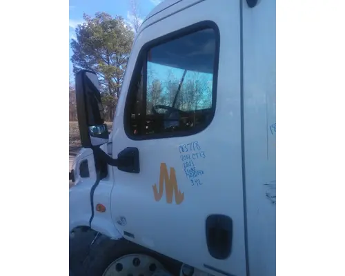 FREIGHTLINER CASCADIA 113-125 DOOR ASSEMBLY, FRONT