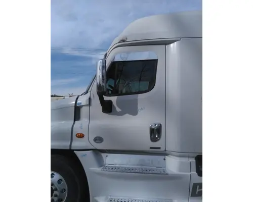 FREIGHTLINER CASCADIA 113-125 DOOR ASSEMBLY, FRONT