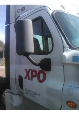 FREIGHTLINER CASCADIA 113-125 DOOR ASSEMBLY, FRONT