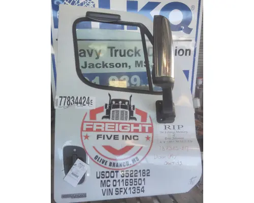 FREIGHTLINER CASCADIA 113-125 DOOR ASSEMBLY, FRONT