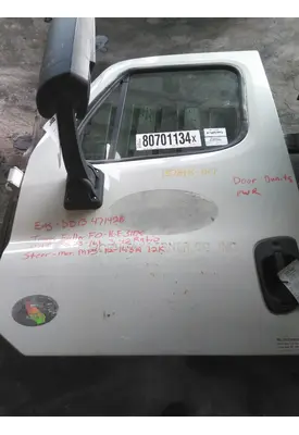 FREIGHTLINER CASCADIA 113-125 DOOR ASSEMBLY, FRONT