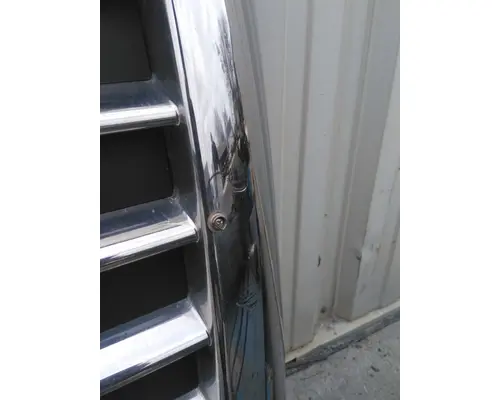 FREIGHTLINER CASCADIA 113 2007-2018 GRILLE