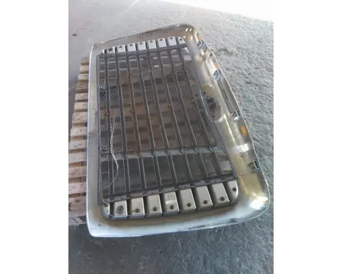 FREIGHTLINER CASCADIA 113 2007-2018 GRILLE