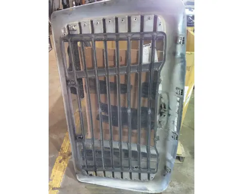 FREIGHTLINER CASCADIA 113 2007-2018 GRILLE