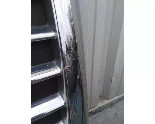 FREIGHTLINER CASCADIA 113 2008-2015 GRILLE