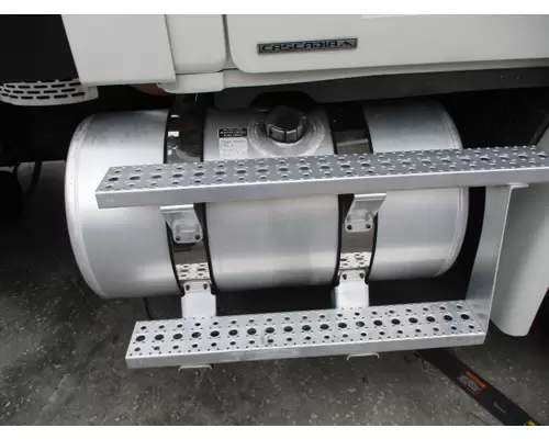 FREIGHTLINER CASCADIA 113 2008-2020 FUEL TANK