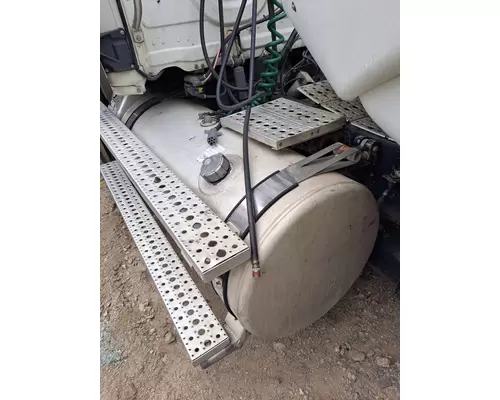 FREIGHTLINER CASCADIA 113 2008-2020 FUEL TANK