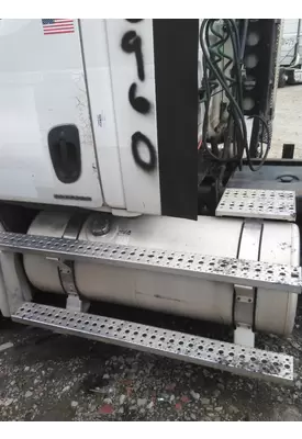 FREIGHTLINER CASCADIA 113 2008-2020 FUEL TANK