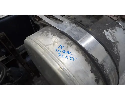 FREIGHTLINER CASCADIA 113 2008-2020 FUEL TANK