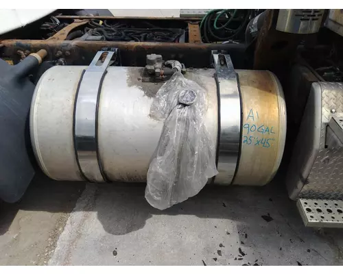 FREIGHTLINER CASCADIA 113 2008-2020 FUEL TANK