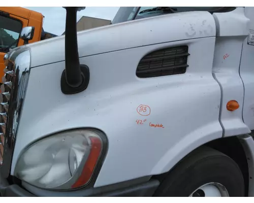 FREIGHTLINER CASCADIA 113 2008-2020 HOOD