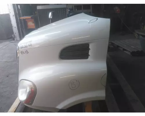 FREIGHTLINER CASCADIA 113 2008-2020 HOOD