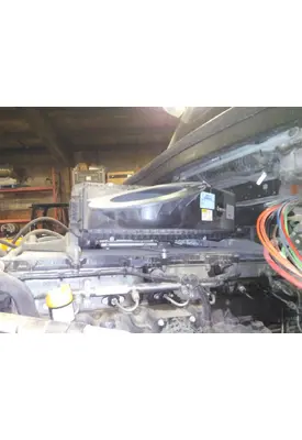 FREIGHTLINER CASCADIA 113 2018UP AIR CLEANER
