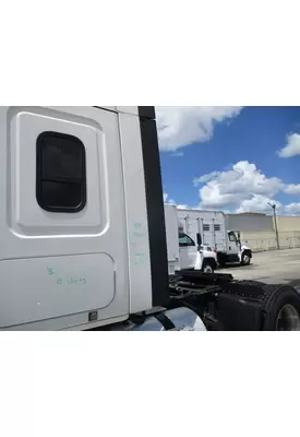 FREIGHTLINER CASCADIA 113 2018UP CAB EXTENSION