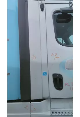 FREIGHTLINER CASCADIA 113 2018UP CAB EXTENSION