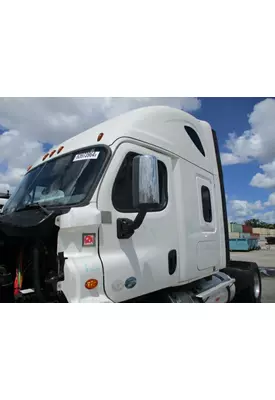 FREIGHTLINER CASCADIA 113 2018UP CAB