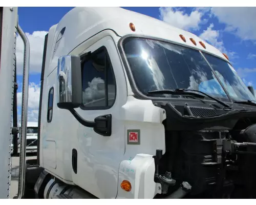 FREIGHTLINER CASCADIA 113 2018UP CAB