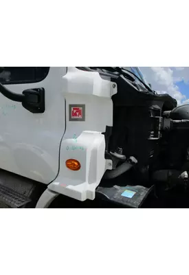 FREIGHTLINER CASCADIA 113 2018UP COWL