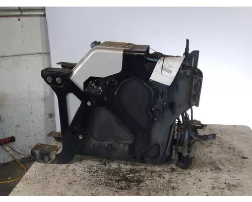 FREIGHTLINER CASCADIA 113 2018UP DEF TANK