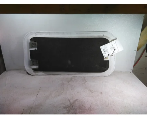 FREIGHTLINER CASCADIA 113 2018UP DOOR, COMPARTMENT
