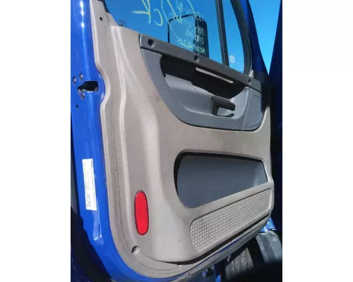 FREIGHTLINER CASCADIA 113 2018UP DOOR INTERIOR PANEL