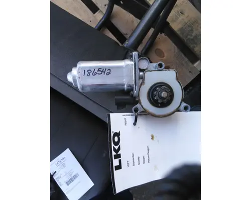 FREIGHTLINER CASCADIA 113 2018UP DOOR WINDOW REGULATOR