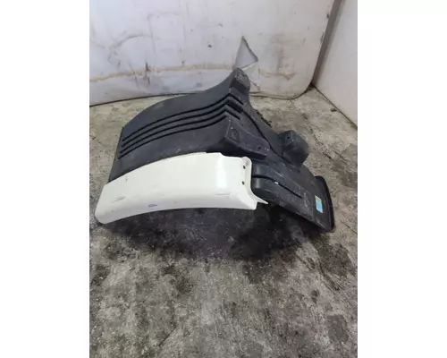 FREIGHTLINER CASCADIA 113 2018UP FENDER EXTENSION