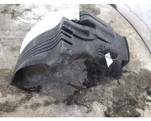FREIGHTLINER CASCADIA 113 2018UP FENDER EXTENSION