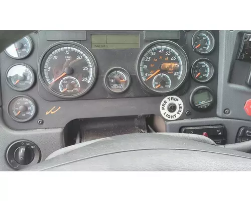 FREIGHTLINER CASCADIA 113 2018UP GAUGE CLUSTER