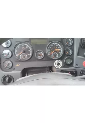 FREIGHTLINER CASCADIA 113 2018UP GAUGE CLUSTER