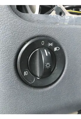 FREIGHTLINER CASCADIA 113 2018UP HEADLAMP SWITCH