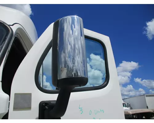 FREIGHTLINER CASCADIA 113 2018UP MIRROR ASSEMBLY CABDOOR