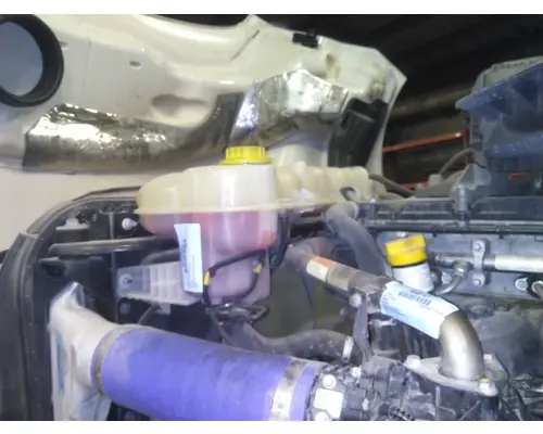FREIGHTLINER CASCADIA 113 2018UP RADIATOR OVERFLOW TANK