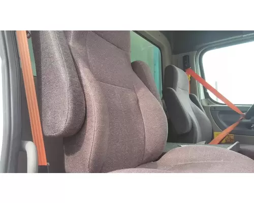 FREIGHTLINER CASCADIA 113 2018UP SEAT, FRONT