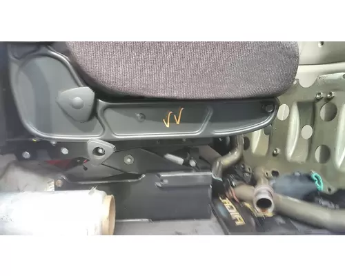 FREIGHTLINER CASCADIA 113 2018UP SEAT, FRONT