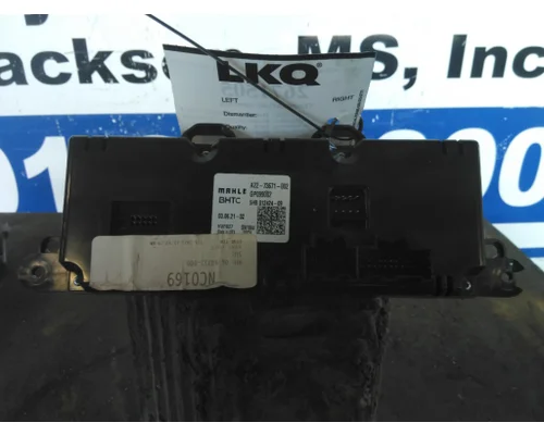 FREIGHTLINER CASCADIA 113 2018UP TEMPERATURE CONTROL