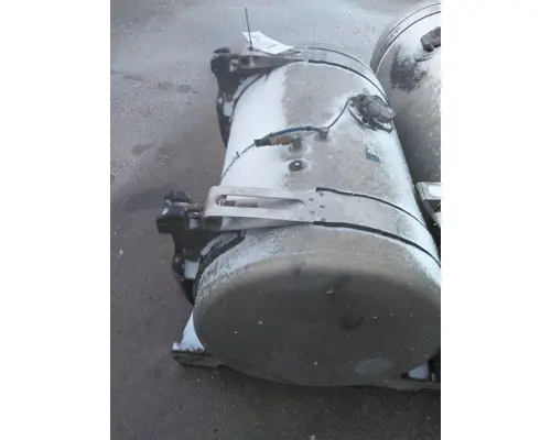 FREIGHTLINER CASCADIA 113 EVOLUTION FUEL TANK