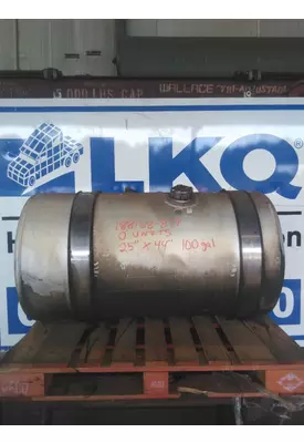 FREIGHTLINER CASCADIA 113 EVOLUTION FUEL TANK