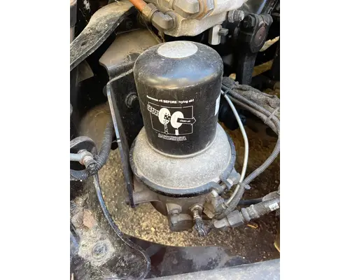 FREIGHTLINER CASCADIA 113BBC Air Drier