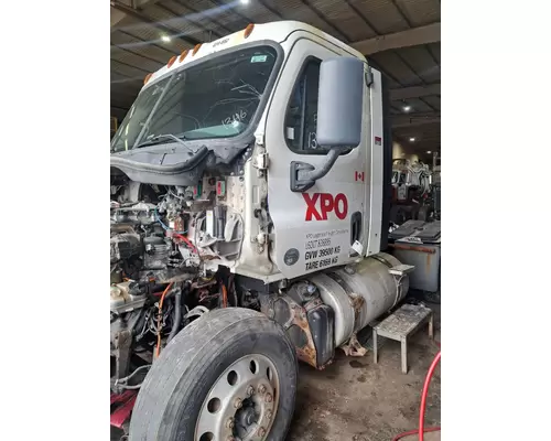 FREIGHTLINER CASCADIA 113BBC Cab Mount