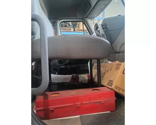 FREIGHTLINER CASCADIA 113BBC Cab Mount