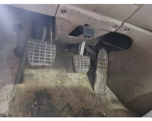 FREIGHTLINER CASCADIA 113BBC Cab Mount