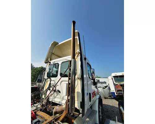 FREIGHTLINER CASCADIA 113BBC Complete Vehicle
