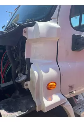 FREIGHTLINER CASCADIA 113BBC Cowl