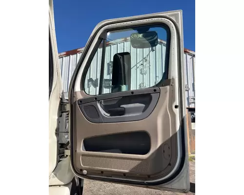 FREIGHTLINER CASCADIA 113BBC Door Assembly, Front