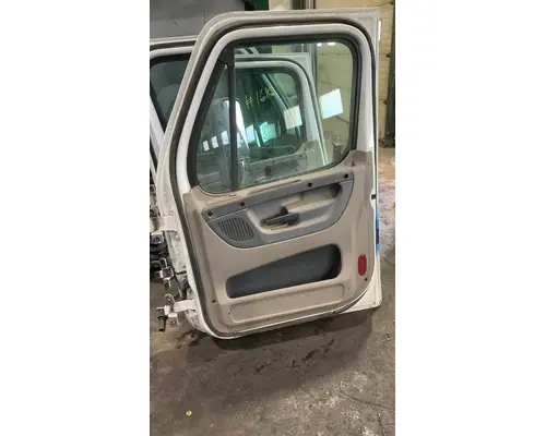 FREIGHTLINER CASCADIA 113BBC Door Assembly, Front