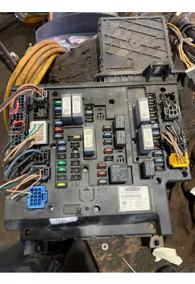 FREIGHTLINER CASCADIA 113BBC Fuse Box
