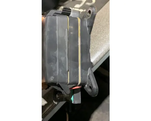 FREIGHTLINER CASCADIA 113BBC Fuse Box